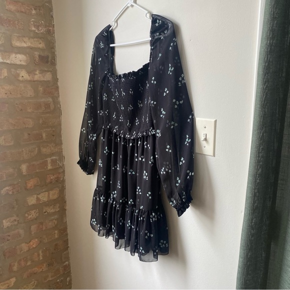 Wilfred Aritizia ruffle dress size S floral black mini dress - Picture 3 of 7